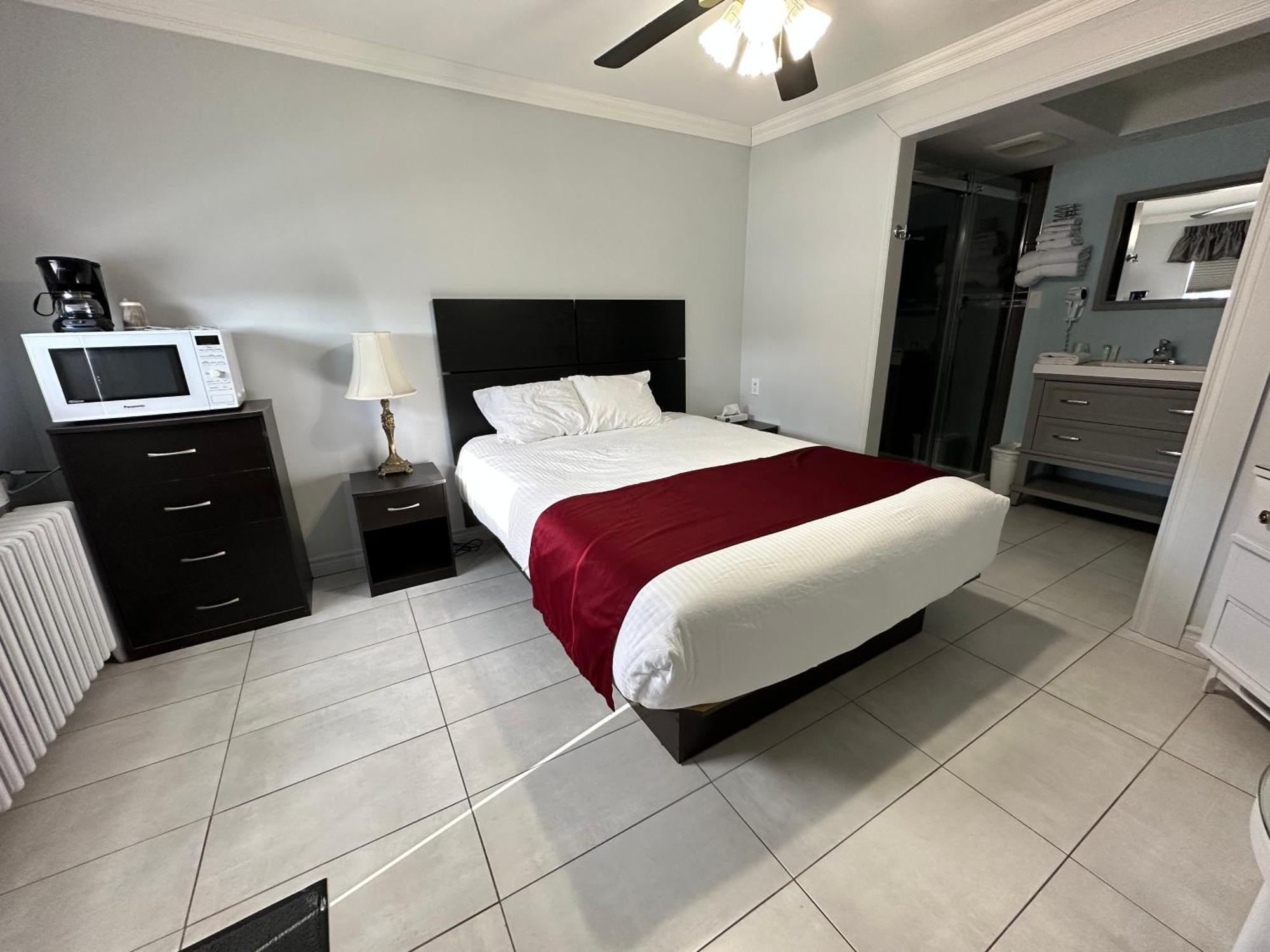 Motel Le Refuge Σέρμπρουκ Εξωτερικό φωτογραφία