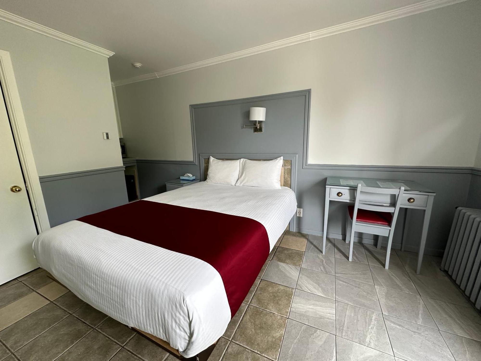 Motel Le Refuge Σέρμπρουκ Εξωτερικό φωτογραφία
